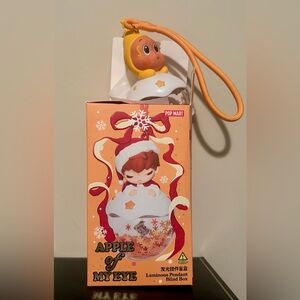 POPMART Apple of my Eye Luminous Pendant - Twinkling Wishes Twinkle Twinkle
